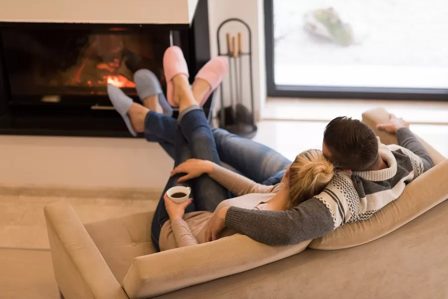 Exploring the real balance between financial freedom and life pressures for DINK families.